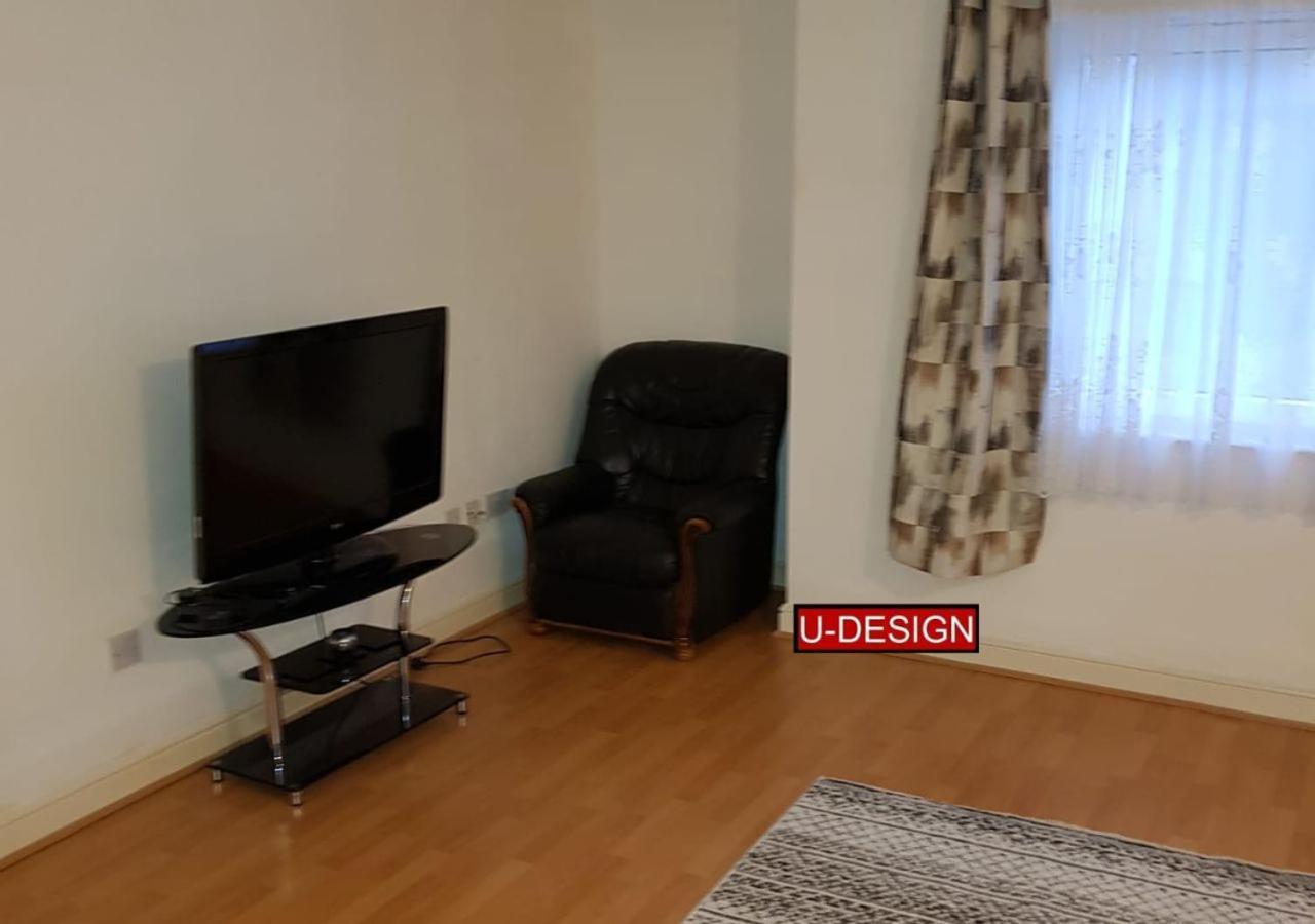 N22 Wood Green Dopamine Лондон Экстерьер фото